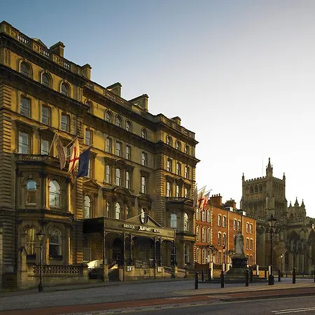 Ξενοδοχείο Marriott Royal