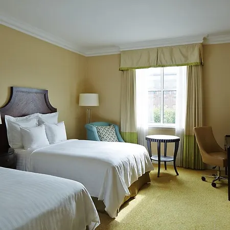 Marriott Royal Hotel 4*