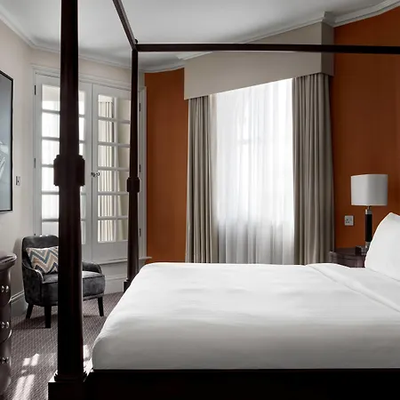 Marriott Royal Hotel 4*