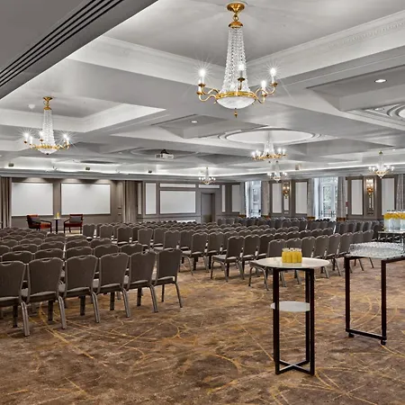 Szálloda Marriott Royal 4*