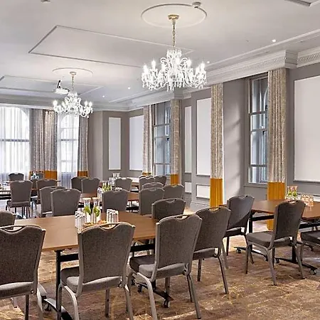 Hotell Marriott Royal 4*