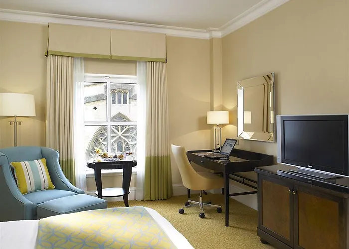 Marriott Royal Hotel