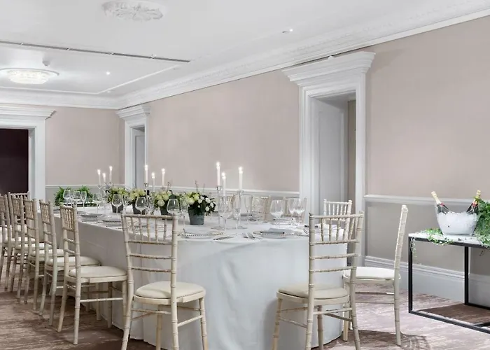 메리어트 로열 호텔 4*